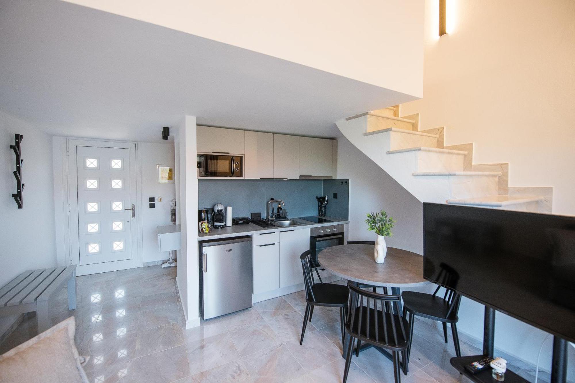 Armonia Seaside Lofts Apartment